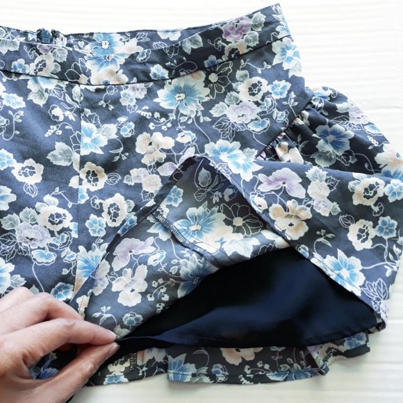 Free People High Waist Floral Flutter Shorts Sz 6 Boho Festival Sexy Black Flowy - Picture 4 of 9